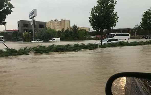 Şoke eden görüntü: 2 kent arasındaki yol trafiğe kapandı! - Resim: 4
