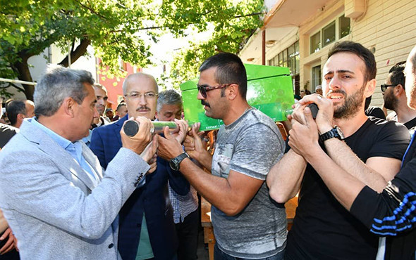 Deniz altında akıl almaz ölüm! Tekne pervanesi... - Resim: 4