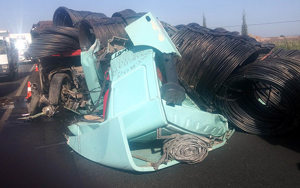 Korkunç olay: Tonlarca demir rulosunun altında kaldı! - Resim: 2