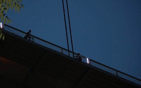 F.S.M.'de intihar girişimi trafiği felç etti! - Resim: 4