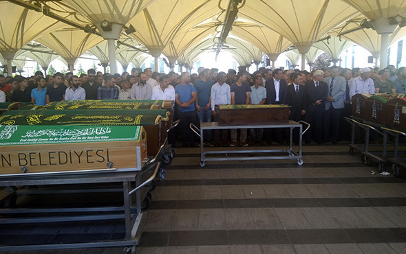 Kaza kurbanı ailenin cenazeleri Ankara'da toprağa verildi! - Resim: 2