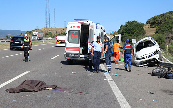 TEM'de feci kaza: Anne ile bebeği hayatını kaybetti! - Resim: 2