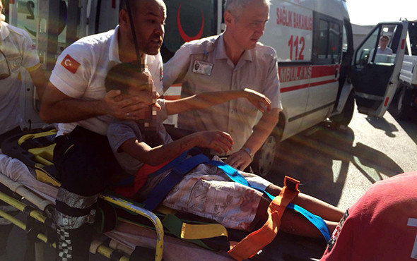 5 metreden düşen çocuğun başına demir çubuk saplandı! - Resim: 3