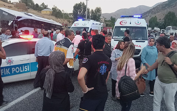 AK Partilileri taşıyan otobüs kaza yaptı: Çok sayıda ölü ve yaralı var! - Resim: 2
