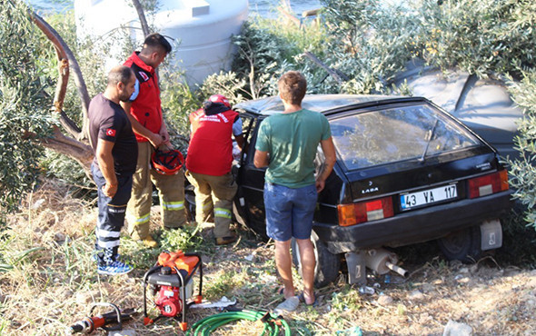 Alkollü sürücü zeytin ağaçlarının üstüne uçtu! - Resim: 2