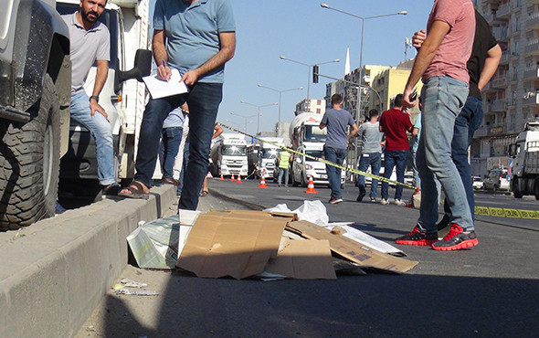 TIR 70 metre sürükledi: Feci şekilde hayatını kaybetti! - Resim: 1