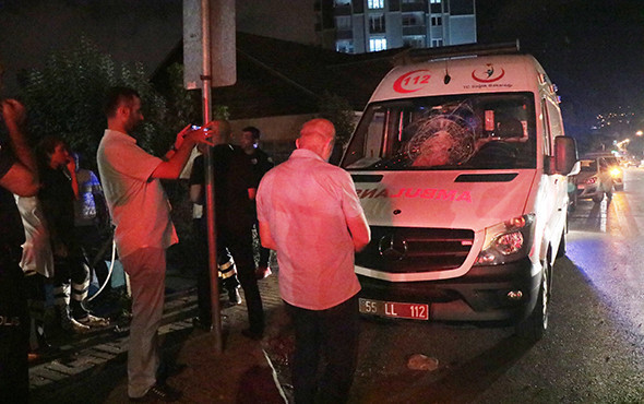 Ambulansa şok saldırı: Taşlarla camlarını kırdılar! - Resim: 4