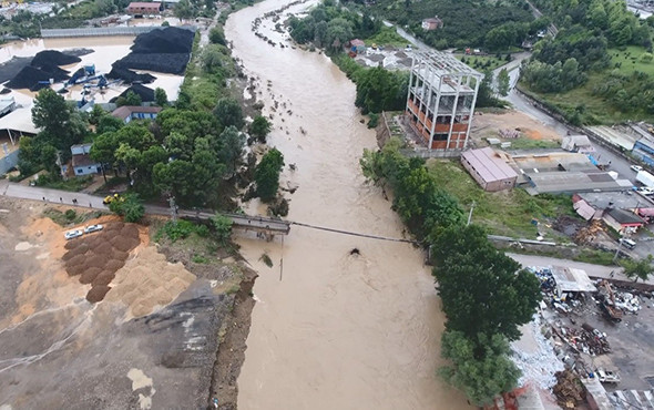 Ünye’deki sel dehşeti kameraya böyle yansıdı! - Resim: 3