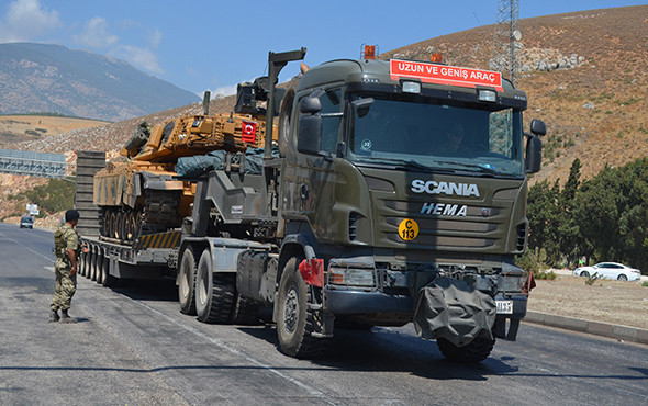 Suriye sınırına askeri sevkıyat sürüyor! - Resim: 4