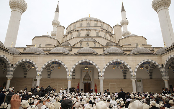 Erdoğan'a Kırgızistan'da büyük ilgi - Resim: 2