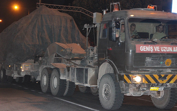 Suriye sınırına tank ile fırtına obüs sevkıyatı yapıldı! - Resim: 4