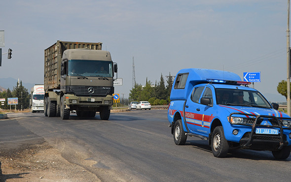 Hatay’da 'göç dalgasına karşı' askeri hareketlilik! - Resim: 1