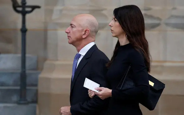 Dünyanın en zengin adamı eşinden boşanıyor! Peki kimdir bu Jeff Bezos - Resim: 2