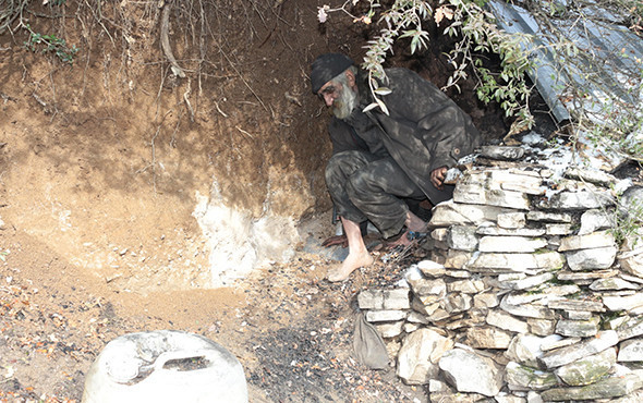 40 yıldır mağarada yaşıyor: Doğum günü sürprizi! - Resim: 4