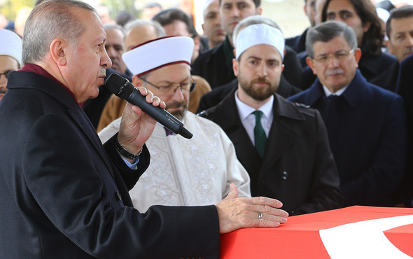 AK Parti Erzurum Milletvekili Aksak son yolculuğuna böyle uğurlandı - Resim: 3