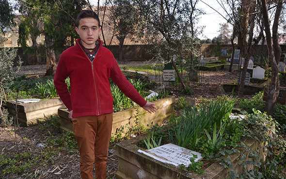 Görenler gözlerine inanamadı! Yüzlerce mezar taşı... - Resim: 4