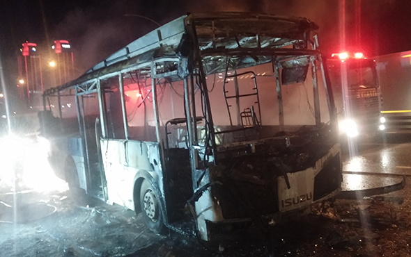 Hareket halindeki halk otobüs alev alev yandı! - Resim: 3