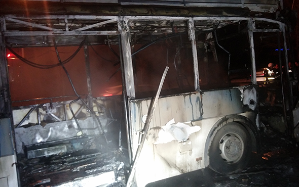 Hareket halindeki halk otobüs alev alev yandı! - Resim: 4