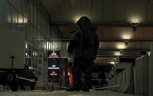 Atatürk Havalimanı'nda polisi alarma geçiren çantalar! - Resim: 1