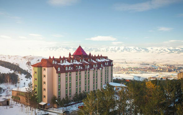 Palandöken tıklım tıklım doldu iğne atılsa yere düşmez - Resim: 1