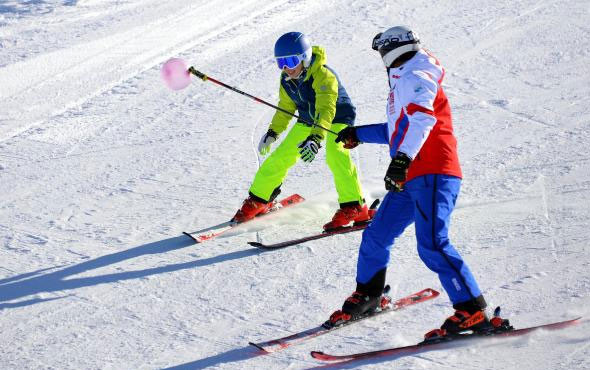 Palandöken tıklım tıklım doldu iğne atılsa yere düşmez - Resim: 3