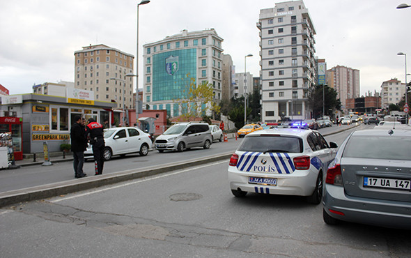 Ataşehir'de silahlı saldırı: Yaralılar var! - Resim: 2