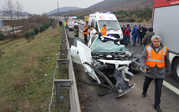 Lastiği patlayan TIR dehşet saçtı: Ölü ve yaralılar var! - Resim: 2