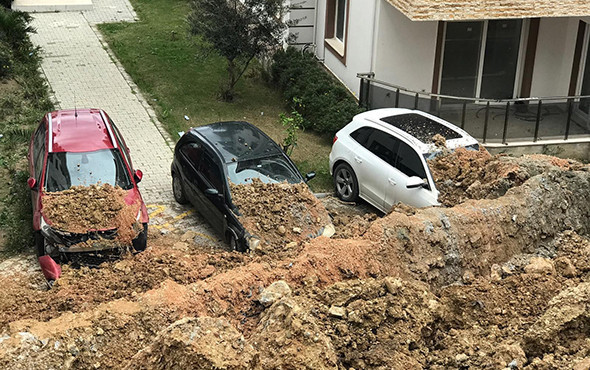 Faciadan dönüldü: Çok sayıda araç toprak altında kaldı! - Resim: 1