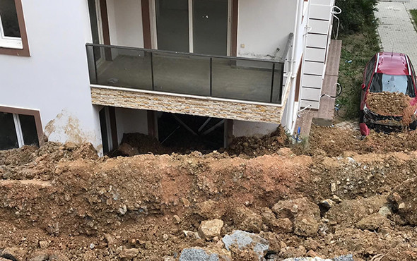 Faciadan dönüldü: Çok sayıda araç toprak altında kaldı! - Resim: 3