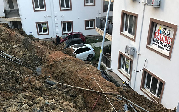 Faciadan dönüldü: Çok sayıda araç toprak altında kaldı! - Resim: 4