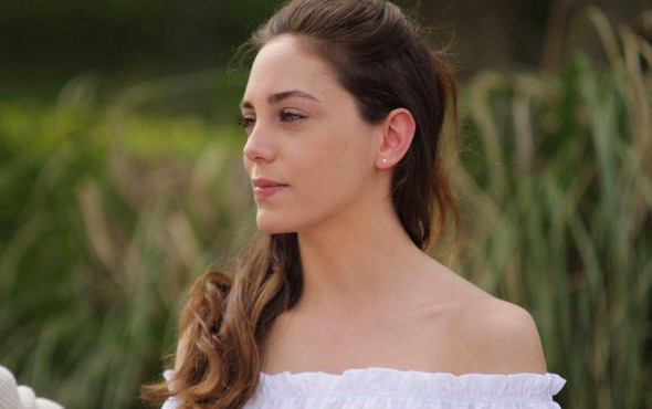 Oyunculuğu eleştirilen Öykü Karayel bambaşka birine dönüştü - Resim: 1