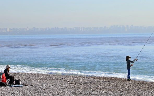 Antalya 4 gündür felaket yaşıyordu şimdi ise günlük güneşlik - Resim: 2