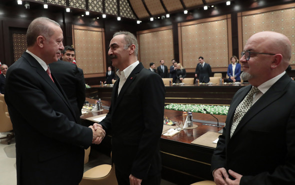 Erdoğan Oktay Kaynarca'ya böyle takıldı! Burada bir reis var - Resim: 4