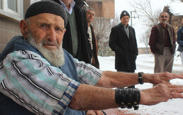 91 yaşında kara adeta meydan okuyor! Görenler inanamıyor - Resim: 3