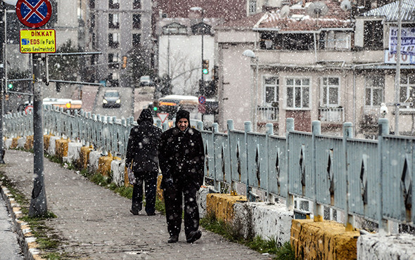 İstanbul'da beklenen kar yağışı etkili olmaya başladı - Resim: 2