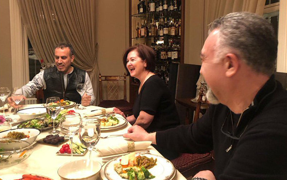 Haluk Levent sözünü tuttu: Aslı için yemek yaptı! - Resim: 4