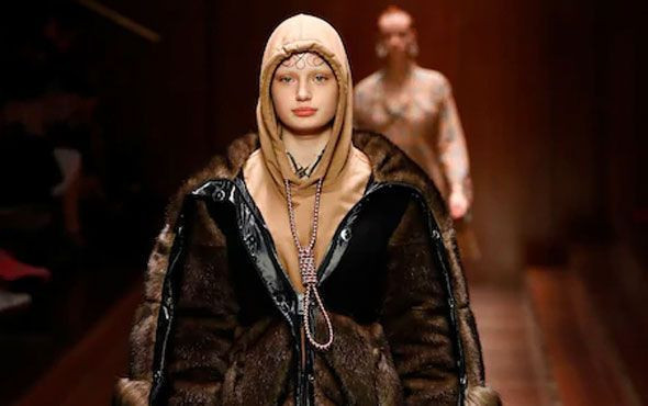 Dünyaca ünlü markanın intihar konseptli kıyafeti tepki çekti - Resim: 4