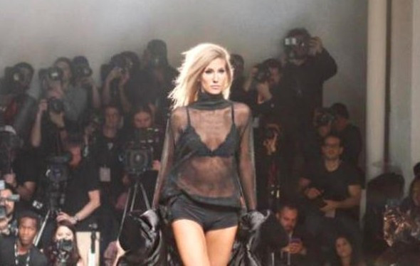 Çağla Şikel'in fotoğrafı olay yarattı - Resim: 3