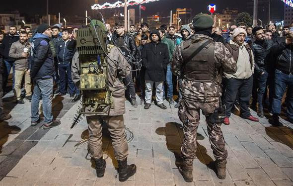 "Drone savarlı" önlem! İlk kez Taksim'de... - Resim: 3