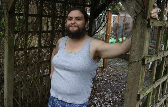 Sakallı kadın: Böyle daha güzelim - Resim: 2