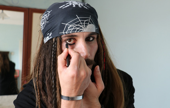 İşte  bu da 'Sivaslı Jack Sparrow'! Yok böyle bir hayranlık... - Resim: 2