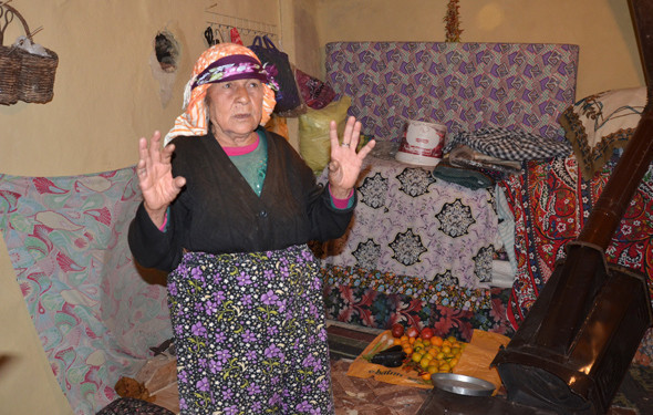 80’lik nene hırsızın kabusu oldu!  - Resim: 2