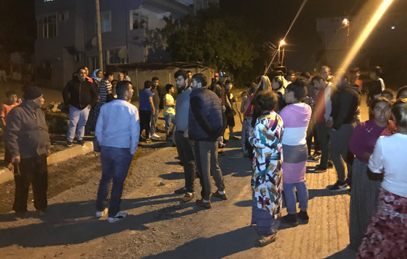 Parkta ölüm oyunu! Elektrik akımına kapıldı - Resim: 2