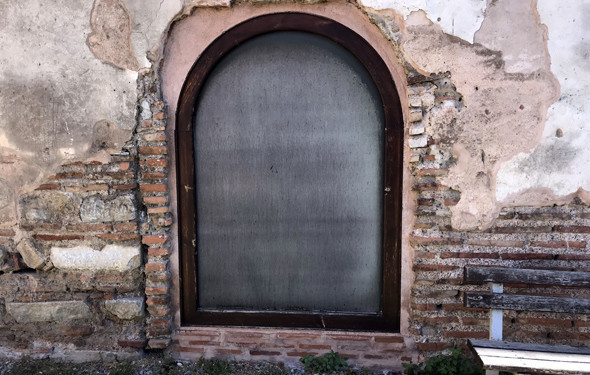 Tarihi ayıp! Ayasofya'ya cam kapı - Resim: 2