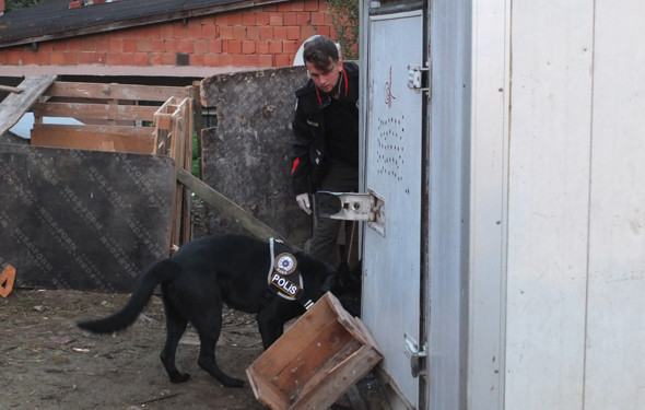 Helikopter destekli operasyon Gözaltılar var - Resim: 1