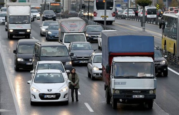 Saat 09:05… Türkiye'de hayat o an durdu - Resim: 4