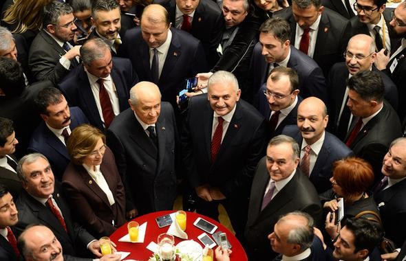 Resepsiyondan renkli kareler - Resim: 1