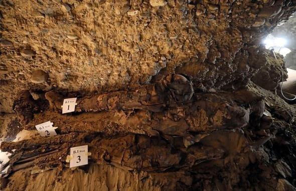 Topraktan tarih fışkırıyor! 17 bozulmamış mumya bulundu - Resim: 4