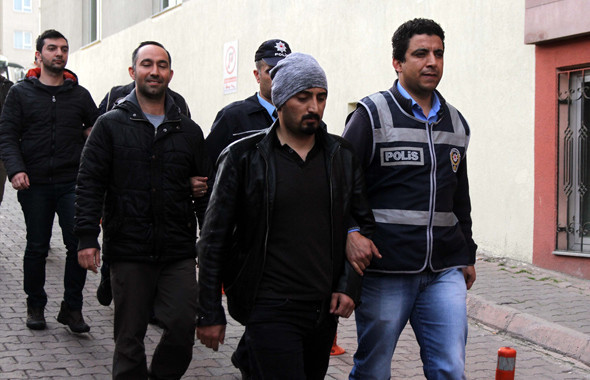 Gaybubet evine FETÖ baskını! Subay, hakim, mahrem 'Abi'ler ve... - Resim: 3