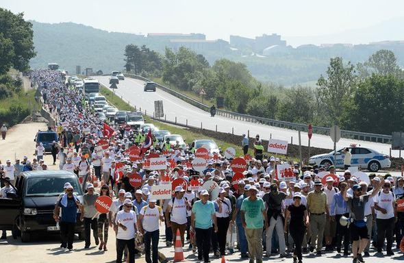 Kılıçdaroğlu 'Adalet Yürüyüşü'nün 12. gününde - Resim: 4